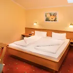 Gaestehaus Europa * Sölden